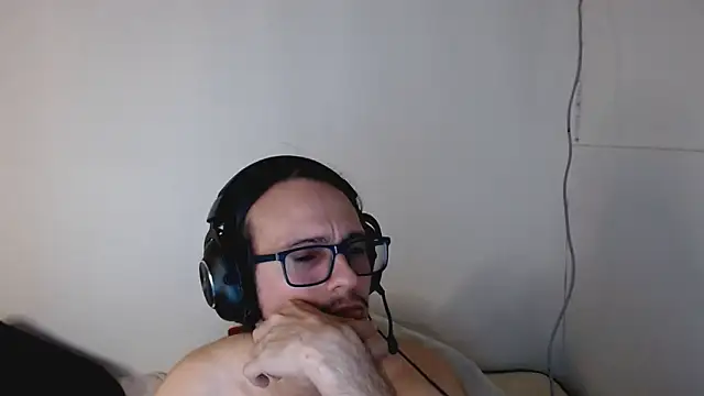 cholitohermoso online show from October 2025 07:41:01 PM