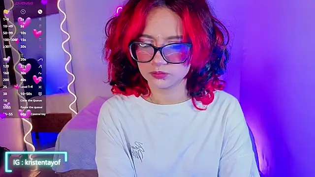 Snapshot of kristen_tay chatting on October 2025 03:18:02 AM kristen tay online show from October 2025 03:18:02 AM