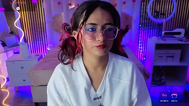 kristen tay online show from April 2026 03:07:02 AM