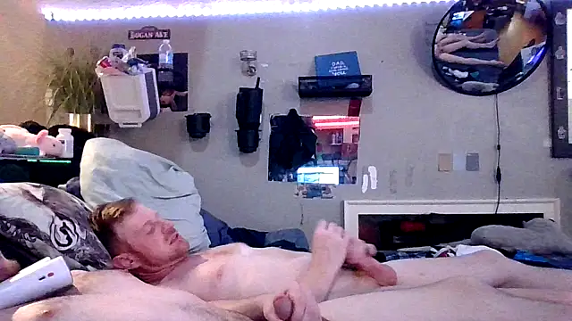 Snapshot of Sk00byJaXxX212 chatting on April 2026 07:45:01 AM Sk00byJaXxX212 online show from April 2026 07:45:01 AM