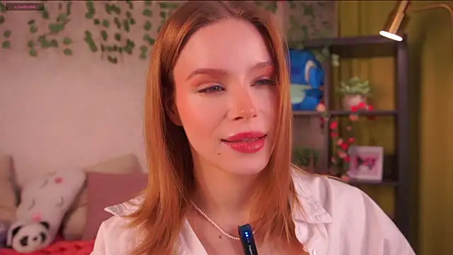 TaiteBayles online show from February 2026 01:22:02 AM