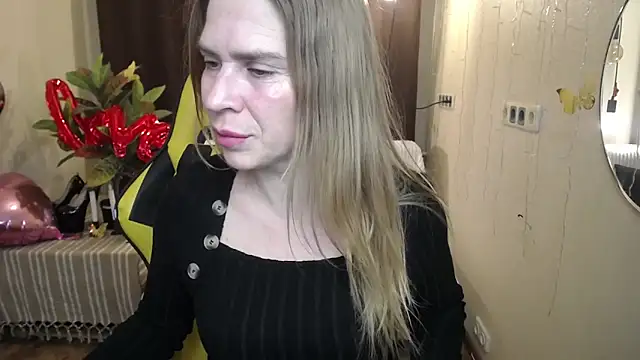 TessaDaybreak online show from February 2025 04:40:02 PM