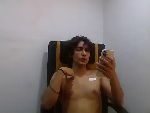 Snapshot of degenluv chatting on June 2026 08:39:02 AM degenluv online show from June 2026 08:39:02 AM