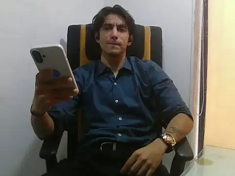 Snapshot of degenluv chatting on June 2026 08:39:01 AM degenluv online show from June 2026 08:39:01 AM