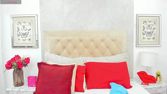 KimberlyBigBoobs online show from April 2026 06:10:01 PM