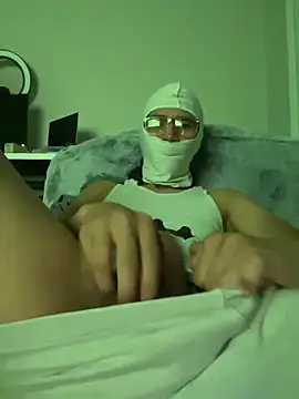 youngbusy online show from March 2025 03:57:02 AM