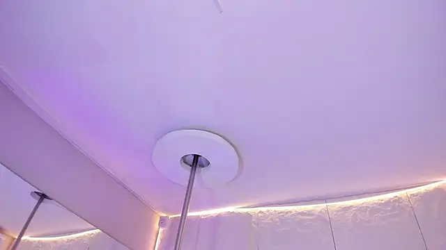 MiaMistrex online show from January 2026 07:39:01 PM