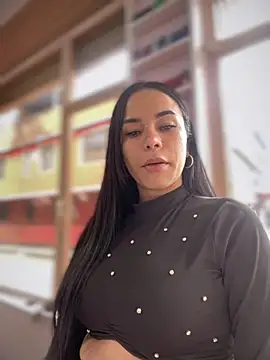 Snapshot of Naatalia chatting on November 2025 05:34:02 PM Naatalia online show from November 2025 05:34:02 PM