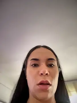 Snapshot of Naatalia chatting on December 2025 07:32:01 PM Naatalia online show from December 2025 07:32:01 PM