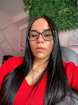 Snapshot of Naatalia chatting on February 2026 06:15:01 PM Naatalia online show from February 2026 06:15:01 PM