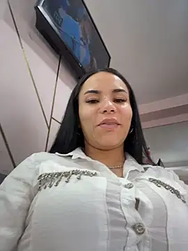 Snapshot of Naatalia chatting on February 2026 07:13:02 PM Naatalia online show from February 2026 07:13:02 PM