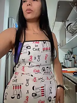 Naatalia online show from April 2026 04:10:02 PM