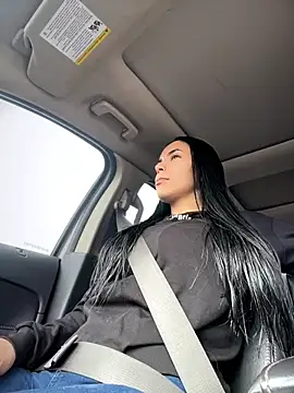 Naatalia online show from April 2026 07:56:02 PM