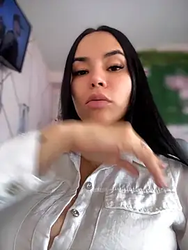 Snapshot of Naatalia chatting on May 2026 08:39:01 PM Naatalia online show from May 2026 08:39:01 PM
