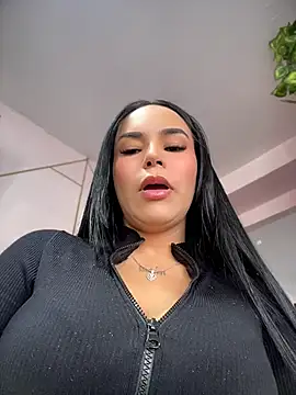 Snapshot of Naatalia chatting on June 2026 06:17:01 PM Naatalia online show from June 2026 06:17:01 PM