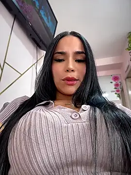 Snapshot of Naatalia chatting on July 2026 05:12:02 PM Naatalia online show from July 2026 05:12:02 PM