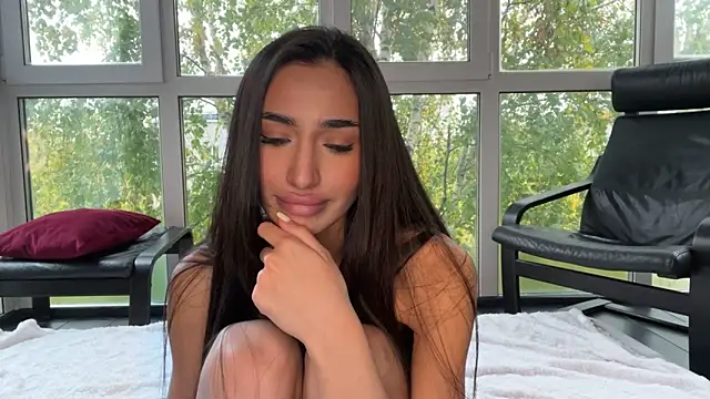 Snapshot of alissadreams chatting on September 2025 06:49:01 AM alissadreams online show from September 2025 06:49:01 AM