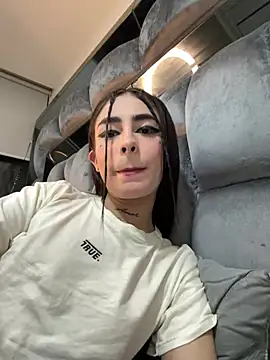 Snapshot of candycami19 chatting on February 2025 04:50:01 AM candycami19 online show from February 2025 04:50:01 AM