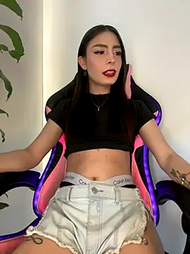 Snapshot of candycami19 chatting on September 2025 09:18:01 PM candycami19 online show from September 2025 09:18:01 PM