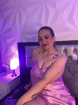 Snapshot of Azaahara_ chatting on May 2026 03:07:01 PM Azaahara online show from May 2026 03:07:01 PM