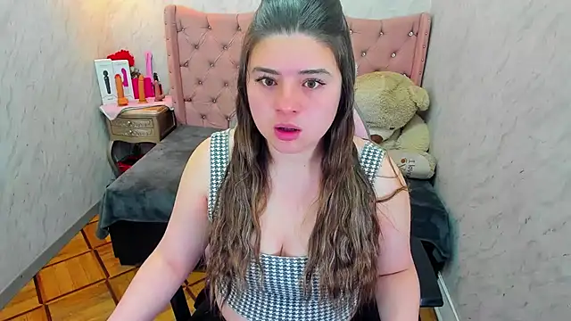 Lianngrace online show from April 2026 02:31:01 PM