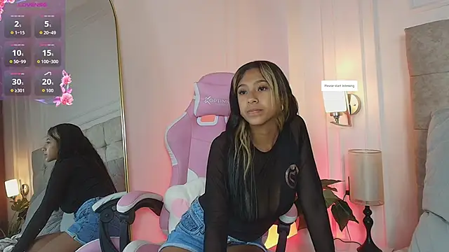 JasmineRoss 1 online show from June 2026 01:33:01 PM