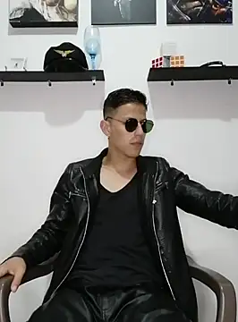 Snapshot of Mr-Eros-Master chatting on February 2025 10:36:01 PM Mr-Eros-Master online show from February 2025 10:36:01 PM