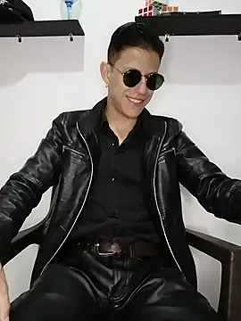 Snapshot of Mr-Eros-Master chatting on February 2025 12:13:02 PM Mr-Eros-Master online show from February 2025 12:13:02 PM