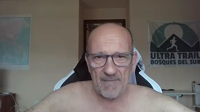 Snapshot of llopaco chatting on April 2026 09:56:02 AM llopaco online show from April 2026 09:56:02 AM