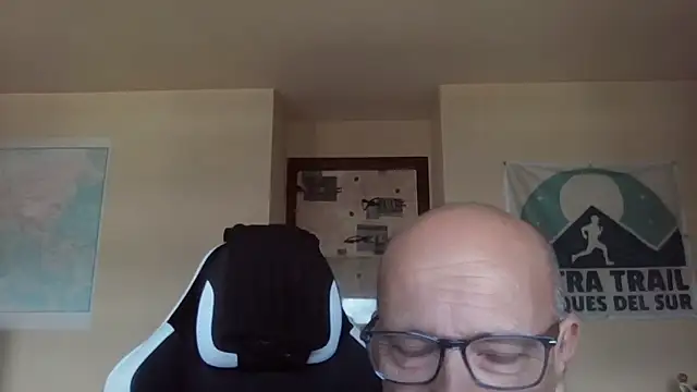 Snapshot of llopaco chatting on May 2026 12:02:01 PM llopaco online show from May 2026 12:02:01 PM
