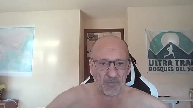 Snapshot of llopaco chatting on May 2026 08:40:02 AM llopaco online show from May 2026 08:40:02 AM