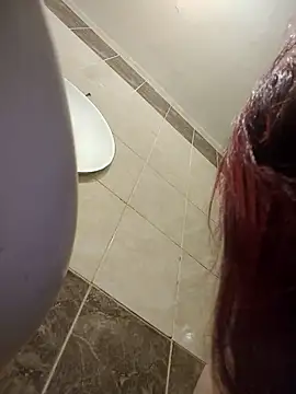 Snapshot of Loly2025 chatting on February 2025 12:59:01 AM Loly2025 online show from February 2025 12:59:01 AM