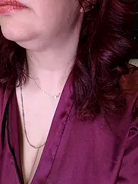 Loly2025 online show from April 2026 04:26:01 PM