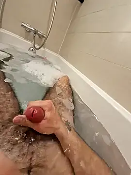 Lezoz  online show from March 2025 05:54:01 PM