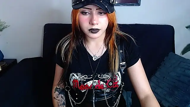 fyreandfox  online show from June 2026 08:03:01 PM