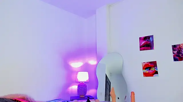 naomy 68 online show from October 2025 03:42:02 AM