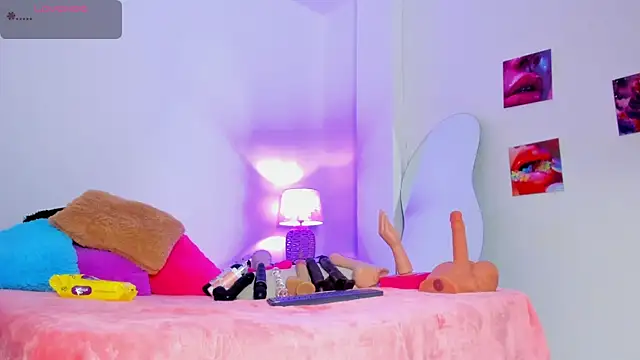 naomy 68 online show from November 2025 03:07:01 AM