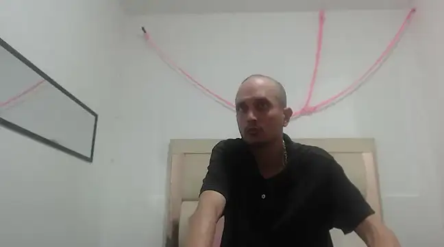 JhonTorres018 online show from February 2025 04:20:01 AM