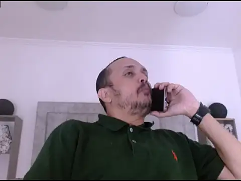 JhonTorres018 online show from February 2026 08:40:02 PM