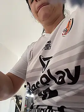 Snapshot of Skay_Hot chatting on November 2025 04:39:01 PM Skay Hot online show from November 2025 04:39:01 PM