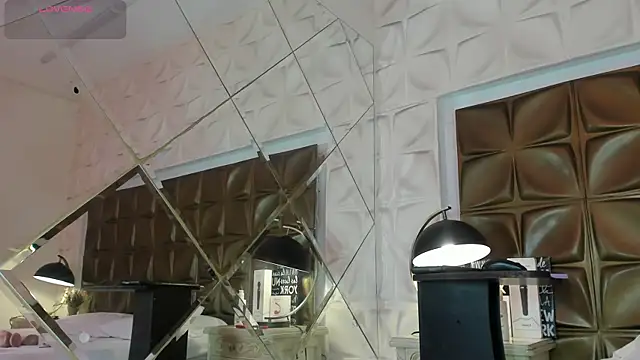 AnahisBennett online show from February 2026 04:44:01 AM