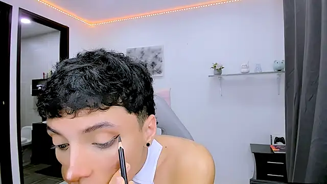 nilam valker online show from September 2025 11:10:01 PM