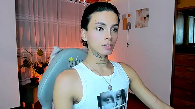 Snapshot of nilam_valker chatting on June 2026 10:30:01 PM nilam valker online show from June 2026 10:30:01 PM