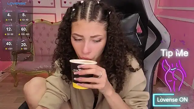 danatella a online show from November 2025 02:55:02 AM