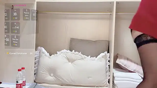 yueyue2003 online show from November 2025 04:12:01 AM