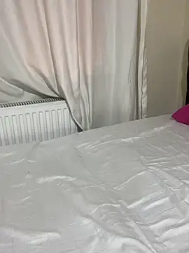 Snapshot of yasemintas chatting on February 2025 09:10:01 PM yasemintas online show from February 2025 09:10:01 PM