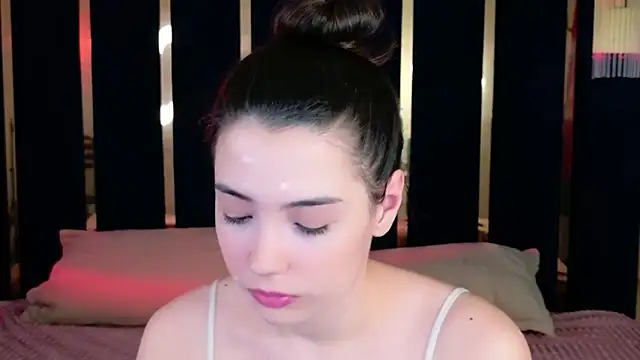 Alice Deleon online show from March 2026 10:52:01 AM