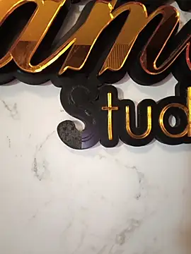 EmmaSulivan online show from April 2026 12:16:02 PM