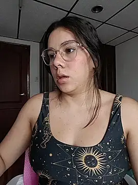EmmaSulivan online show from July 2026 01:15:01 PM