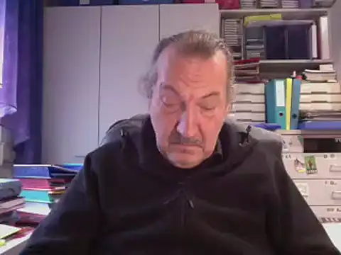 HMStraps01 online show from December 2024 01:55:01 PM